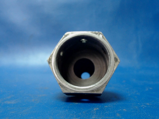 0741047-2 Cessna - NUT - Main gear axle